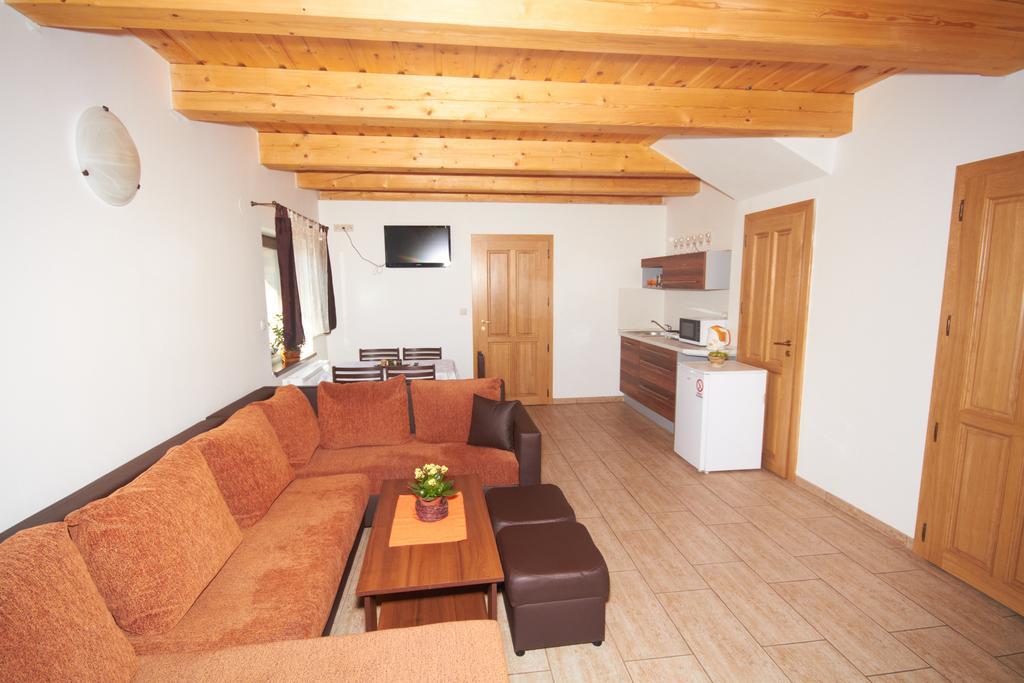 U Haryho Hotel Dolní Bečva Екстериор снимка