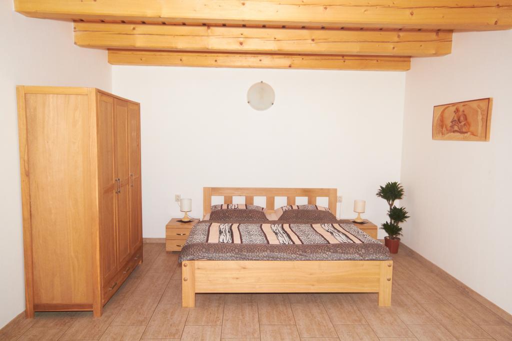 U Haryho Hotel Dolní Bečva Екстериор снимка